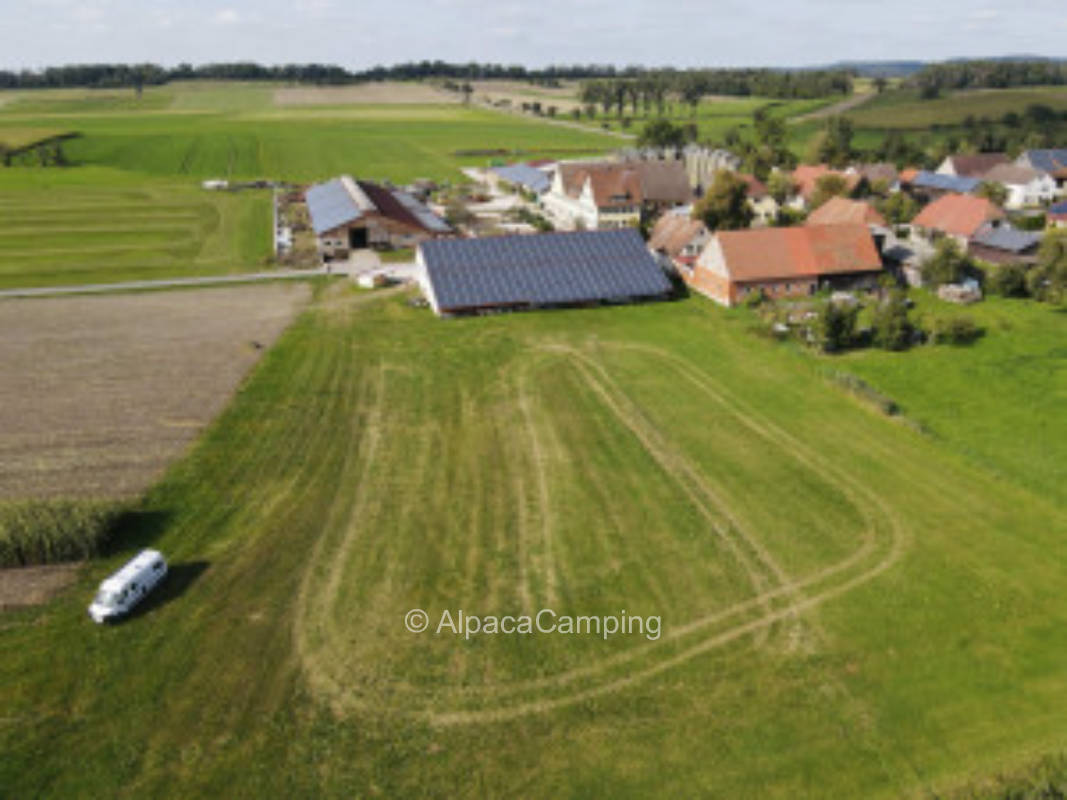 Direkt am Bach: Erholsame Zeit am Fuße des Pfannenberges in der grünen Au am Degenbach #1