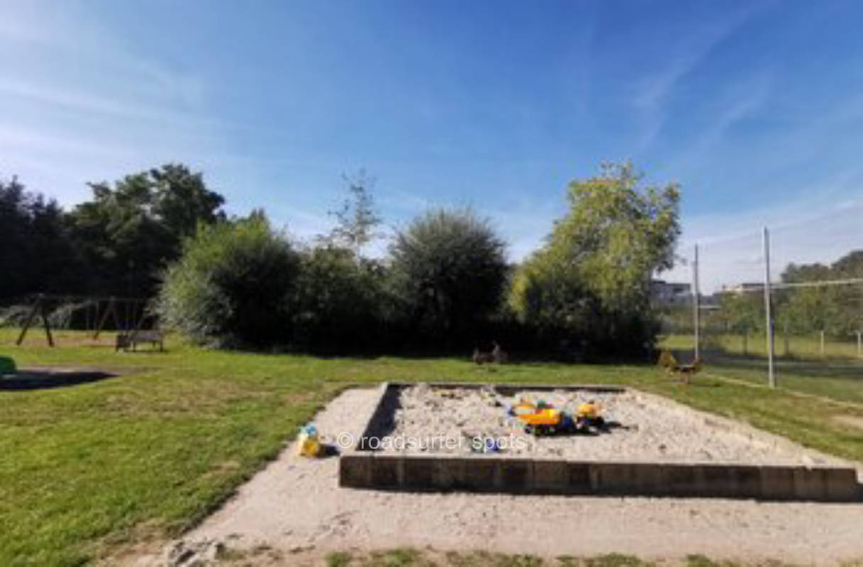 Gartencamping am Spielplatz