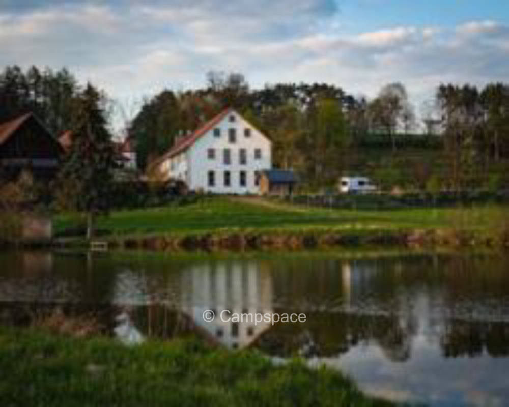 Farm camping in the Upper Palatinate Lake District