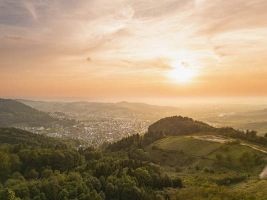 Stellplatz mit grillmoglichkeit am waldrand