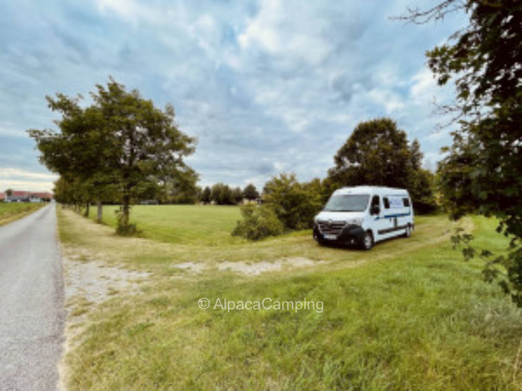Camping in Siegendorf am Sportplatz #2