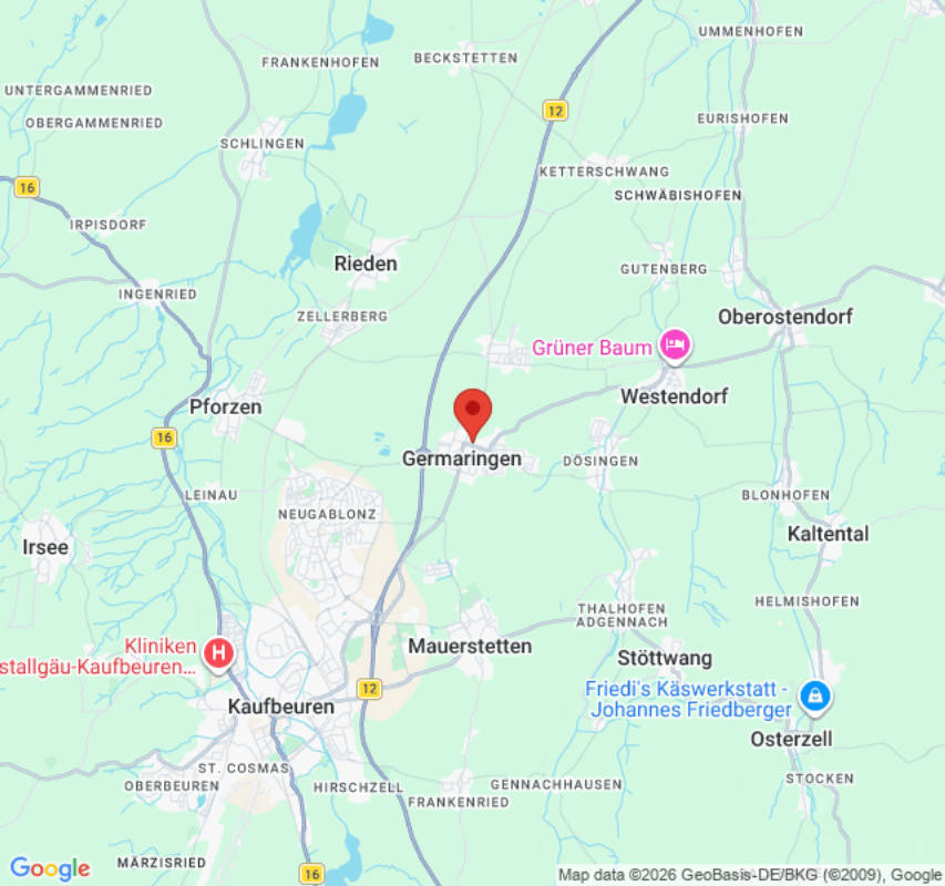 Kleine Wiese beim Bauernhof