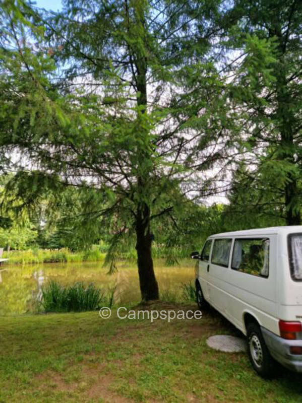 Stellplatz mitten in der Natur