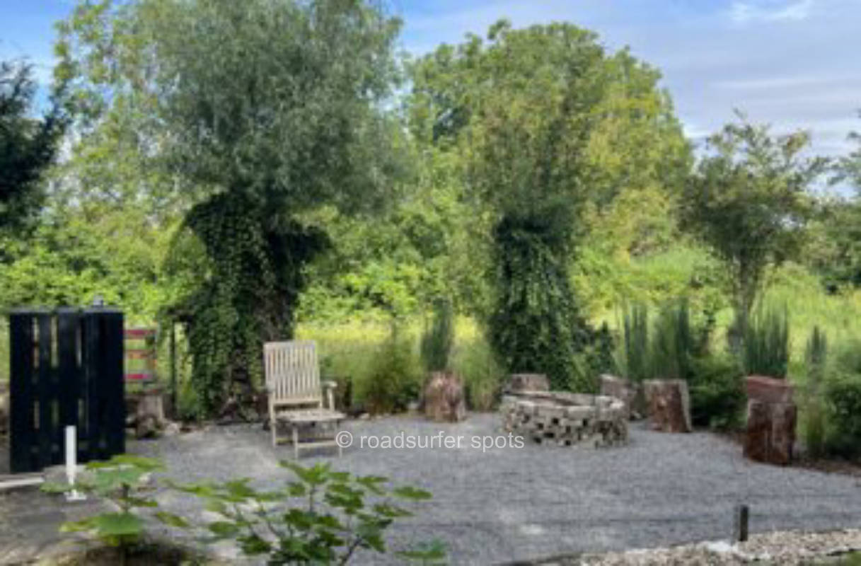 Camping in der pfälzischen Toskana, privater Stellplatz