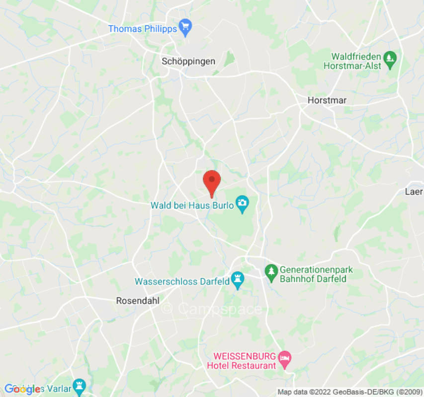 Bicyclists, riders and carriage drivers with motorhome/caravan in Schöppingen