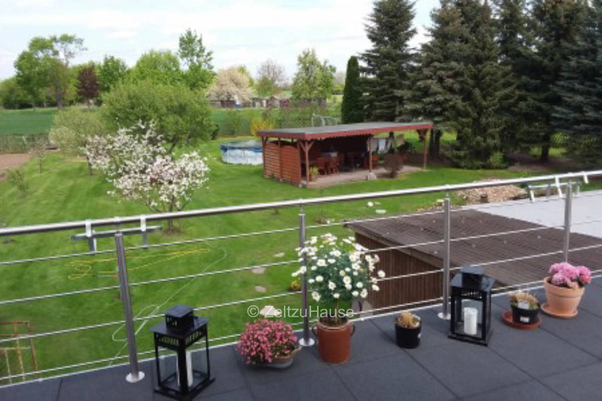 Tent pitch in the garden