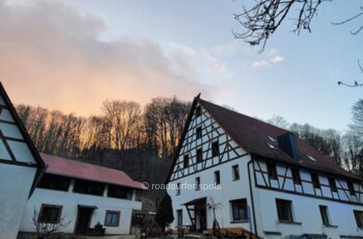 Camping auf dem Gutshof