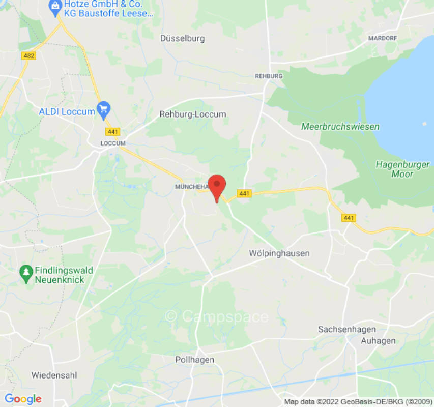 Pitch in a quiet location, right next to the forest. Near the Dinopark