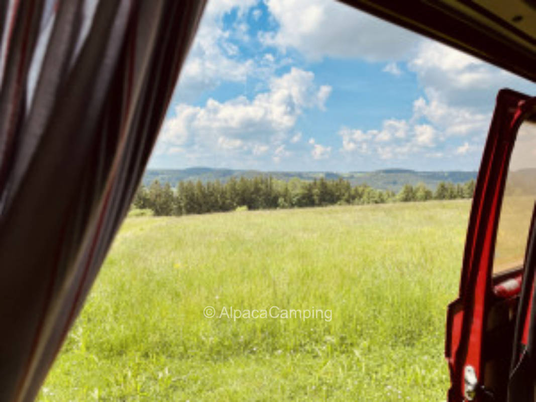 With a view into the Allgäu in Untrasried, privater Stellplatz