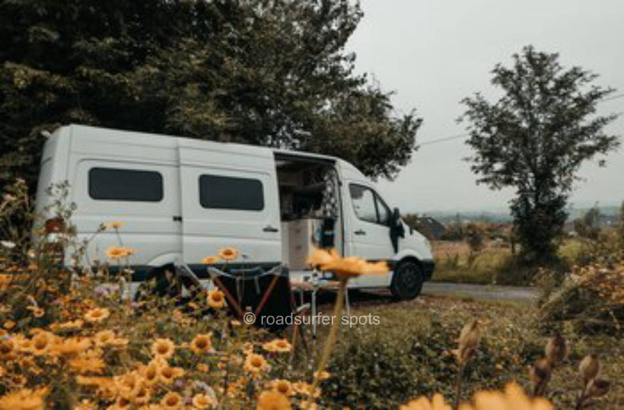 Pitch with a view of the Siebengebirge mountains