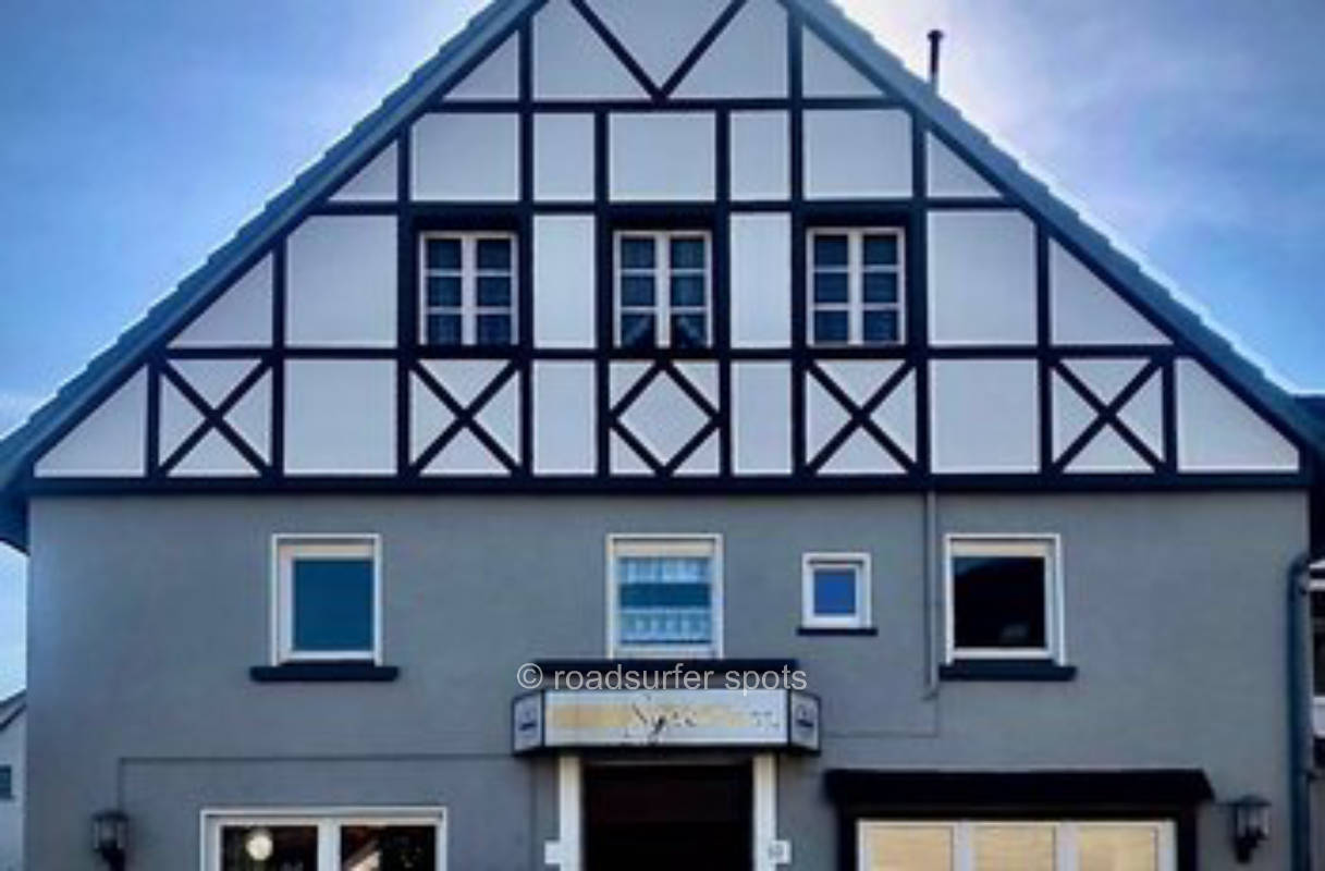 Camping beim Wirtshaus Syre