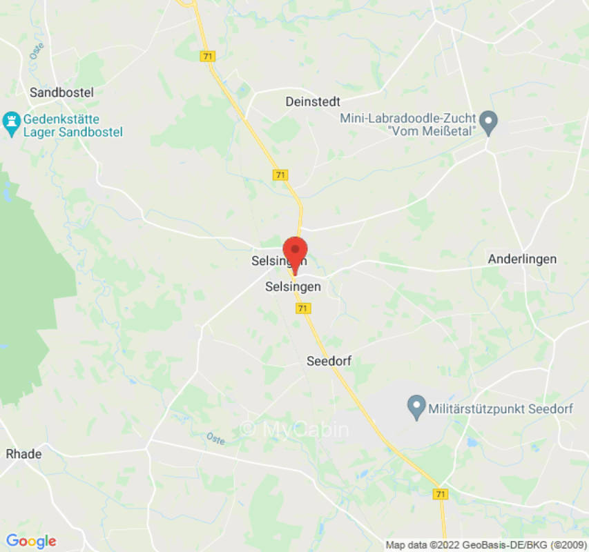 Stellplatz auf großem Hof