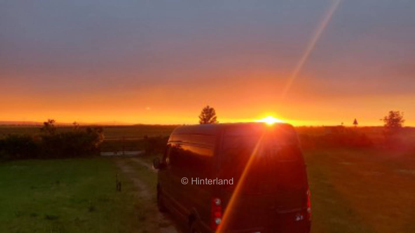 Stellplatz auf der Wiese mit Brockenblick 