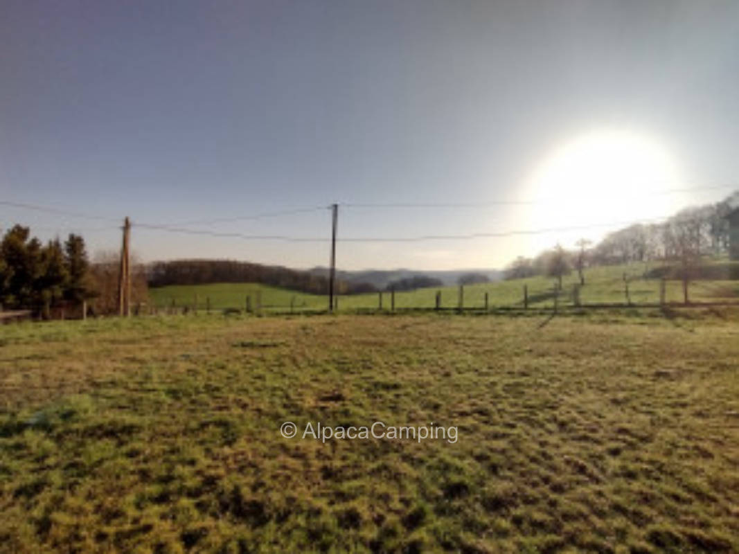 Pitch on a horse meadow with a view of the countryside!!! #1