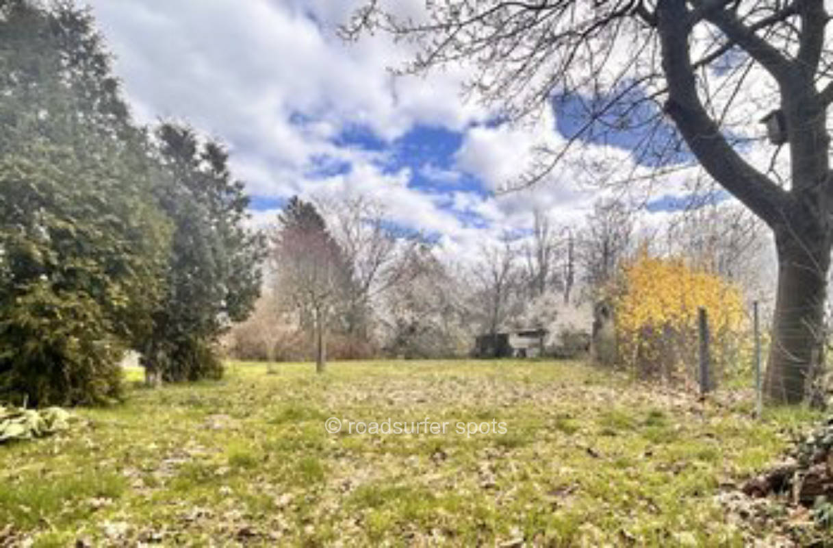 Stellplatz mit Hühnerglück 