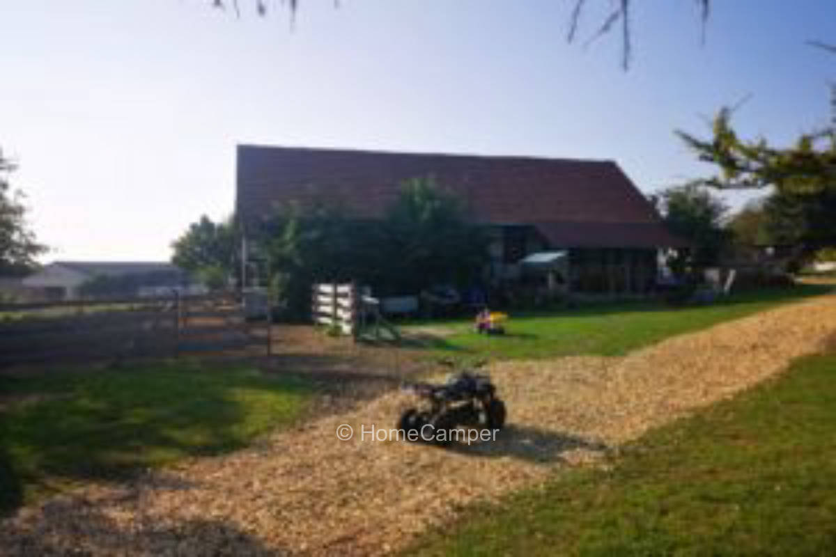 Privater Platz in Elleben