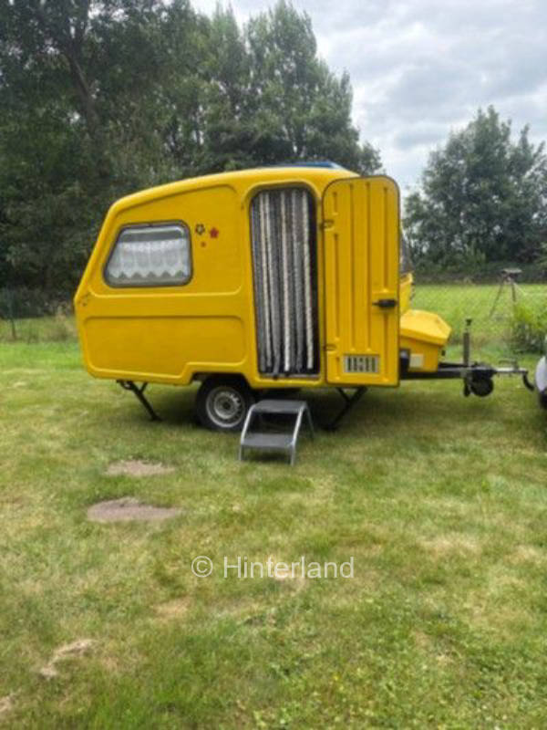 Einfacher Wiesenplatz vor den Toren Sylts