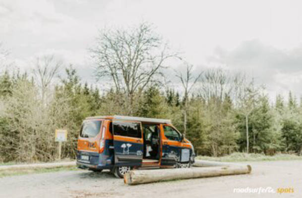 Camping at the forest edge near Kirnbergsee
