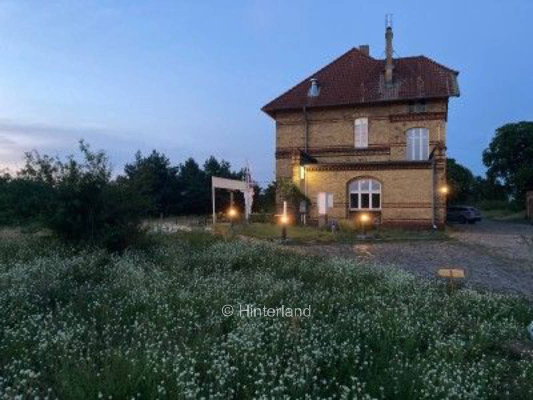 Zelten am alten Bahnhof: Naturidylle Fläming