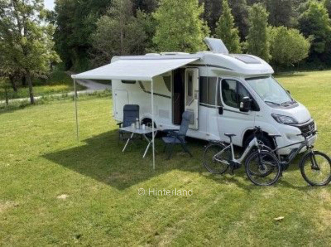 Wohnmobilstellplatz am Waldrand 