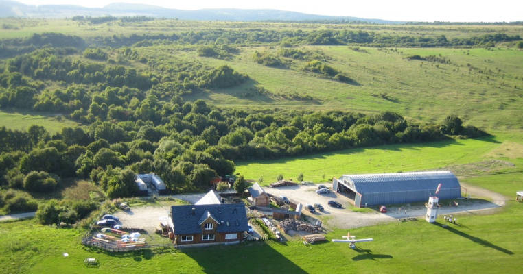 Pitch flight school Dolmar