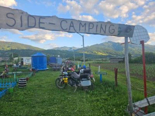 Lakeside Camping
