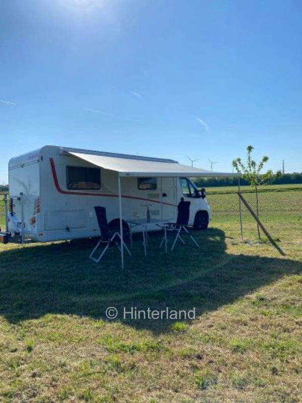 Weingut-Stellplatz zwischen Wiesen & Obstbäumen