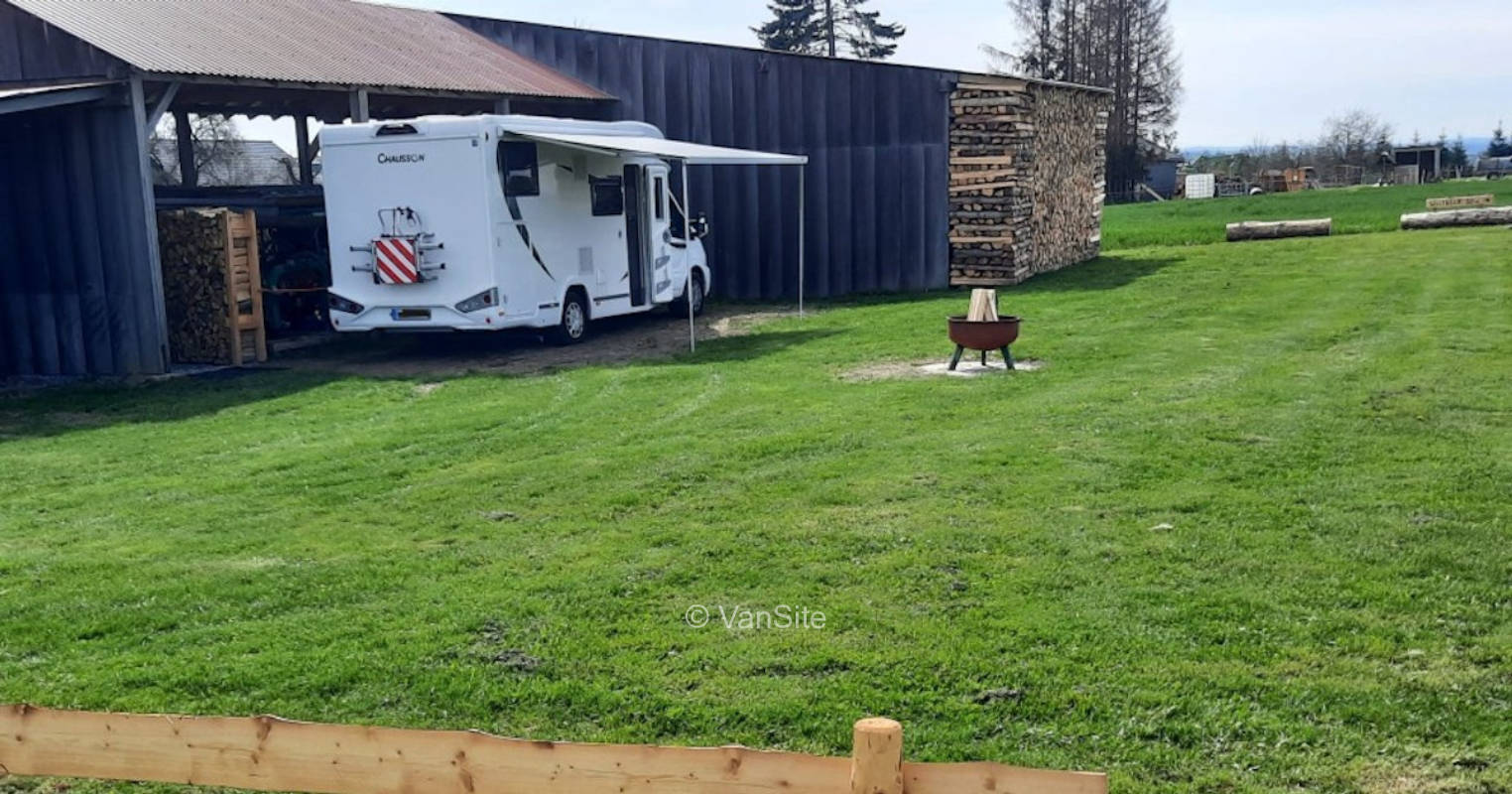 Wohnmobilstellplatz "Weitblick " im Land der tausend Teiche