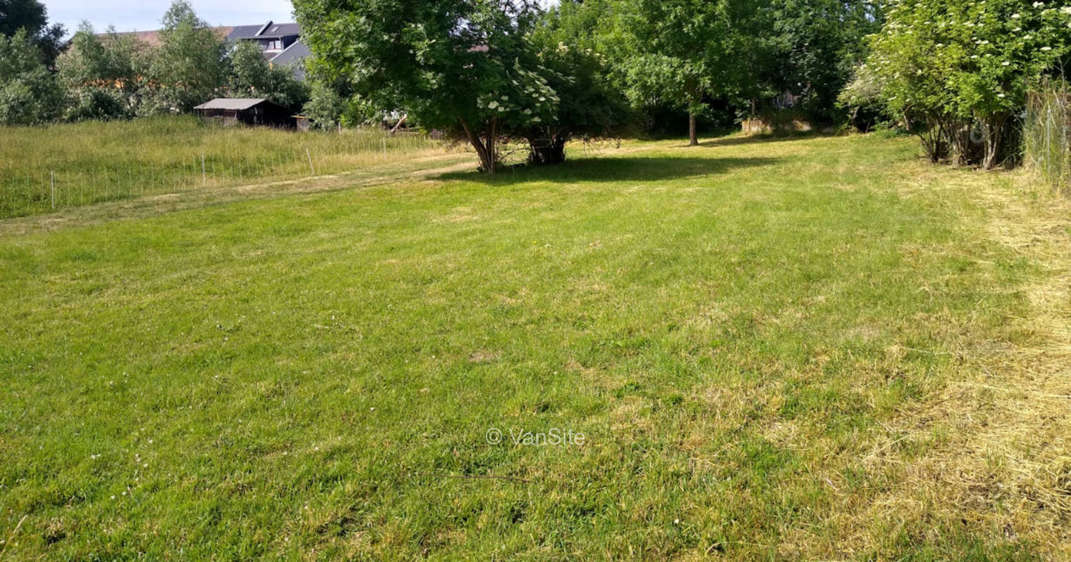 Quiet nature pitch not far from Dornburg castles