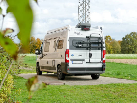 Wohnwagen & Wohnmobilstellplatz in Haiming