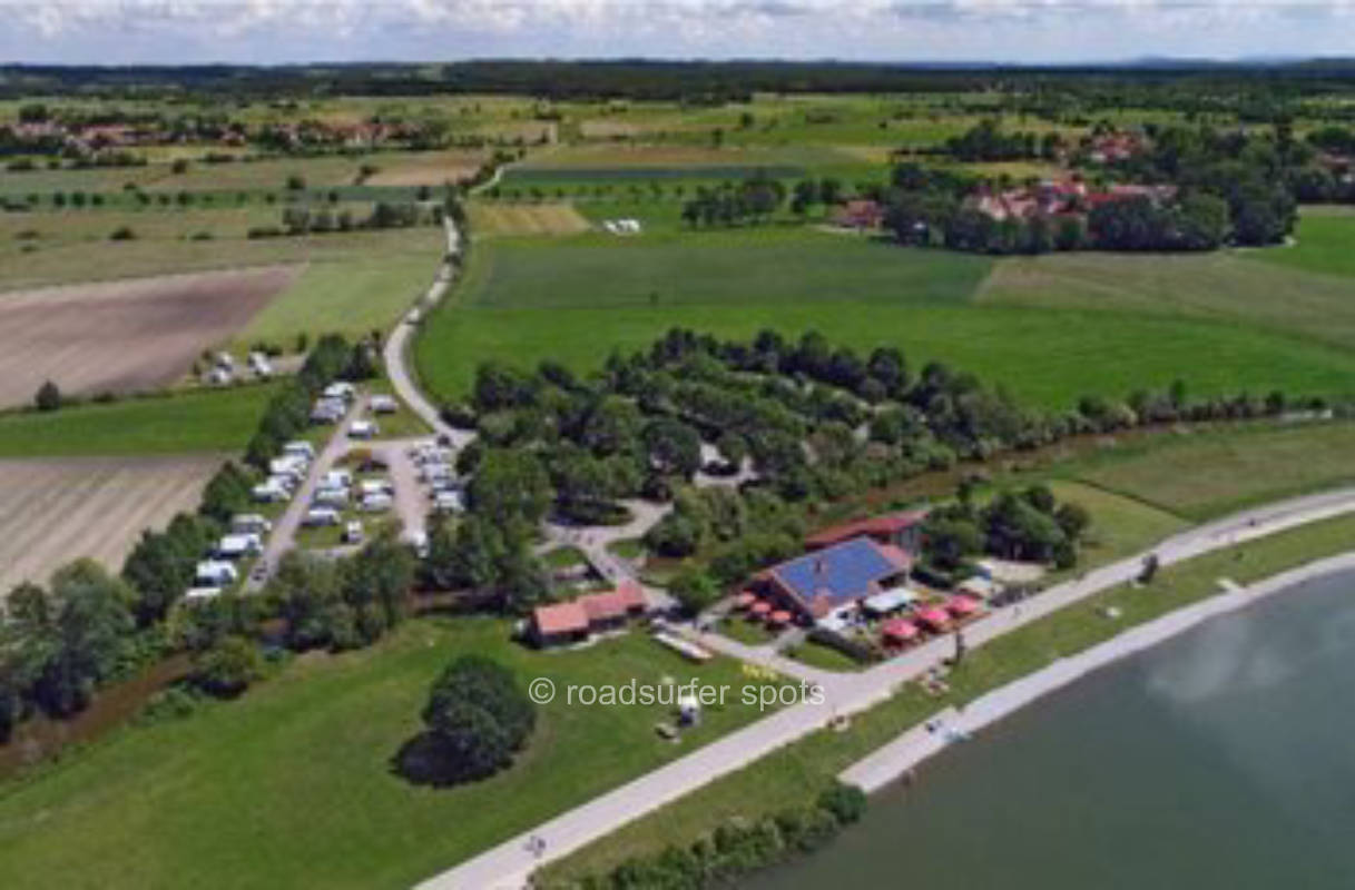 Camping am Surfzentrum