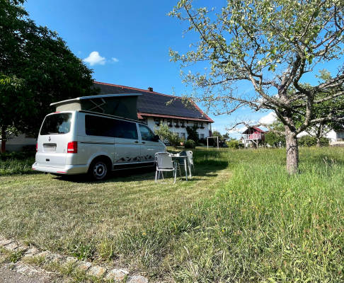 Auszeit im rosendorf mit dem camper