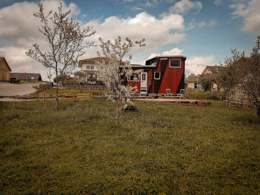 Cozy tiny house