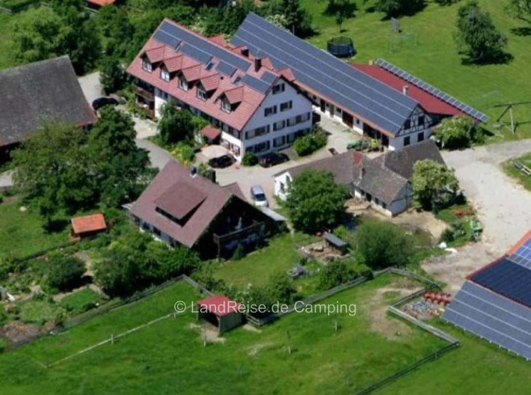 On the vacation farm in the hinterland of Lake Constance