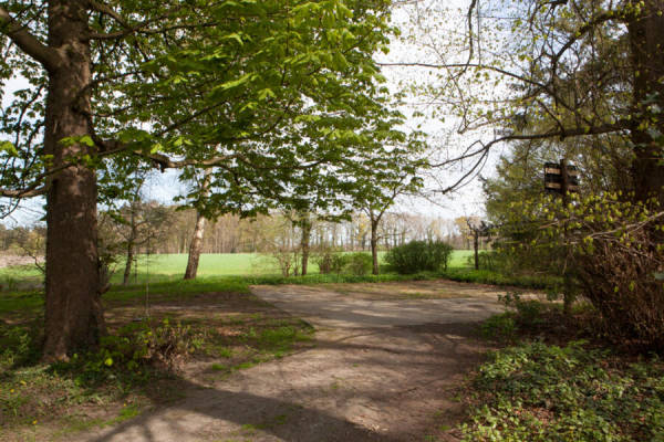 private parking space (Campspace 9556)