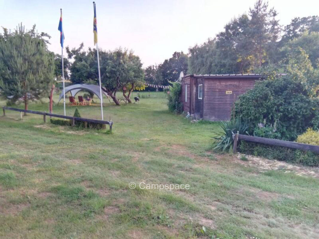 Streuobstwiese mit Countryflair (Campspace 7147)