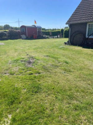 Pitch at the swimming pond - 15 km to the North Sea