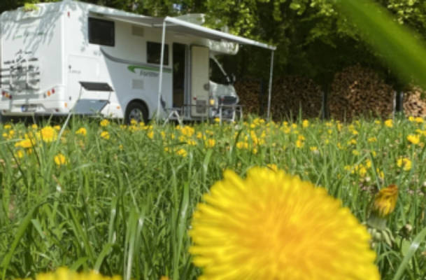 Camping in the Chiemgau with a view of the Alps