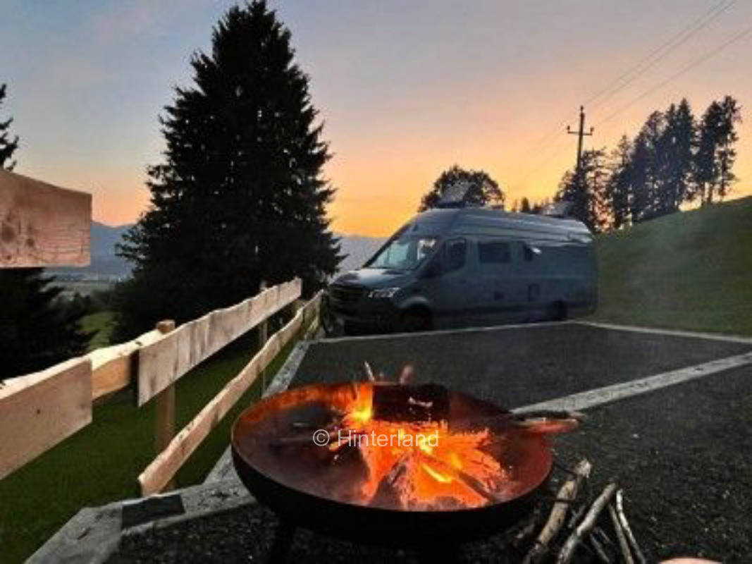 Traumhafte Stellplätze mit Bergblick beim Gundlar