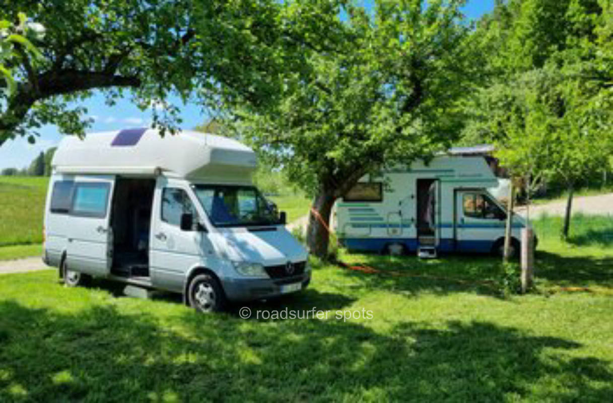 Camping unter den Apfelbäumen