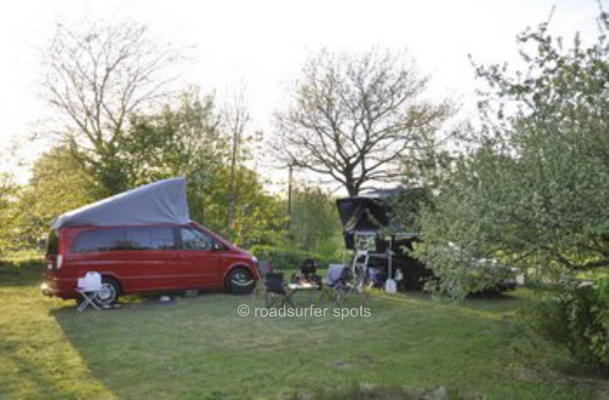 Caravan-Stellplatz Hof Tummetott