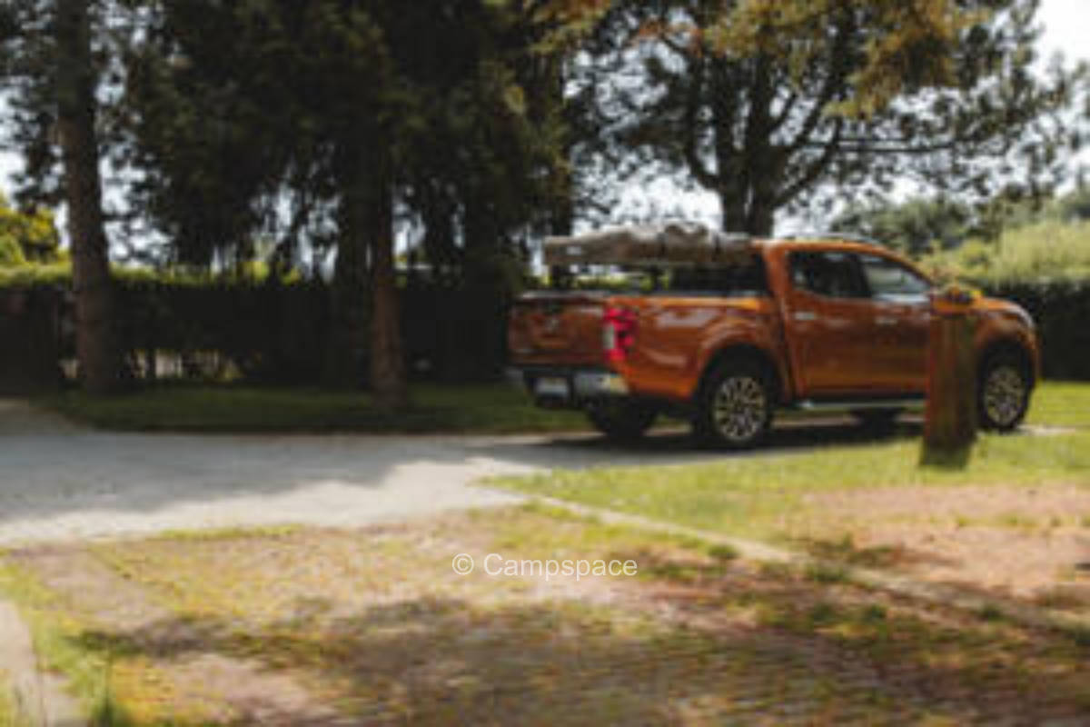 An der weißen Elster (Campspace 3672)