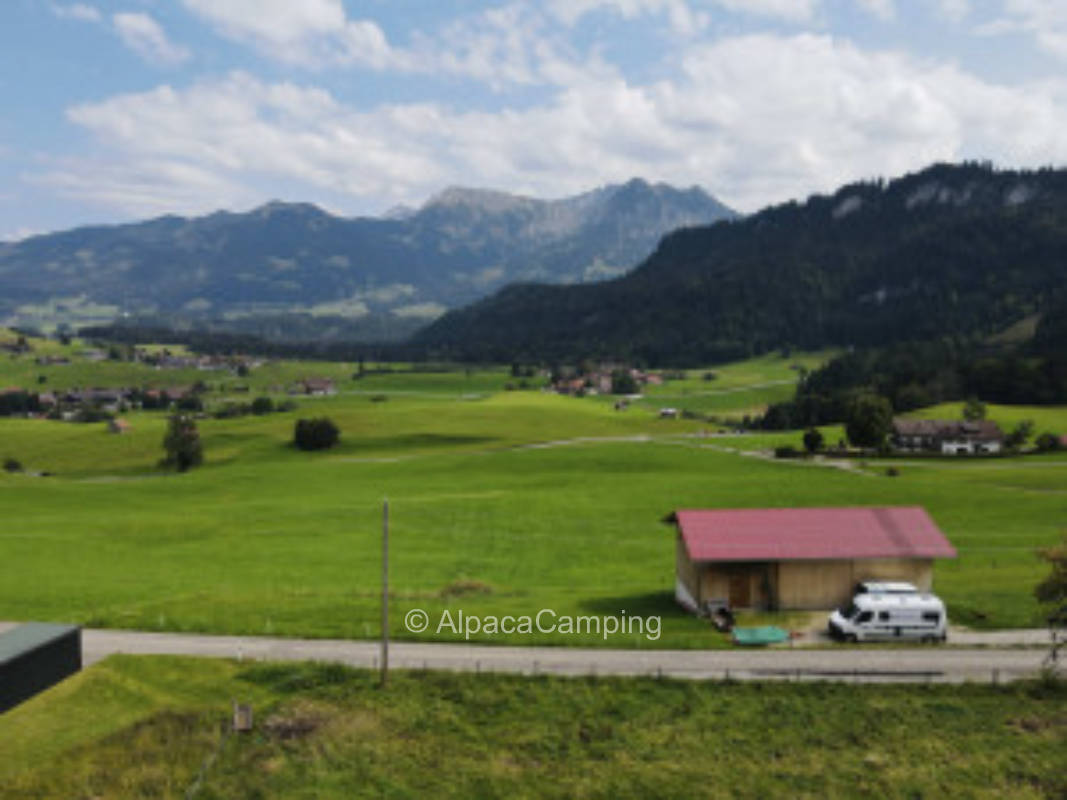 "Wildcamping" am Ortsrand im schönen Oberallgäu