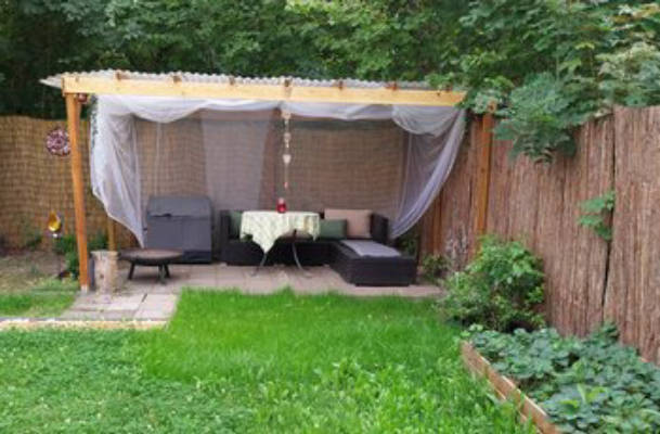 Kurzzeit-Zelten im Garten