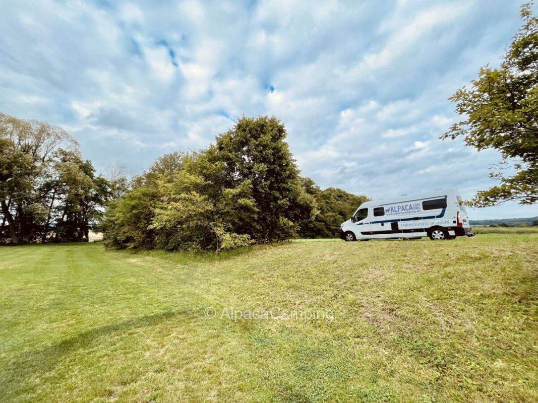 Camping in Siegendorf at the sports field