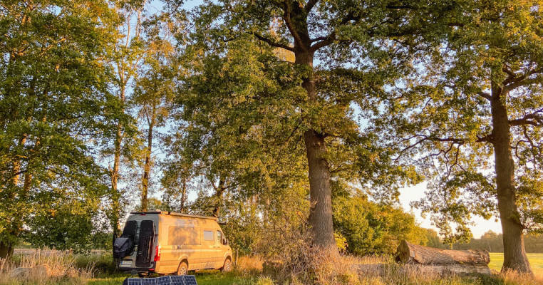 Allein & Fernab von Allem & Jedem
