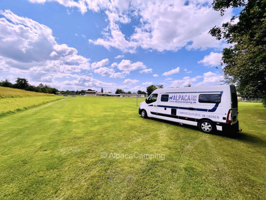 Sports field camping in Oberschwarzach