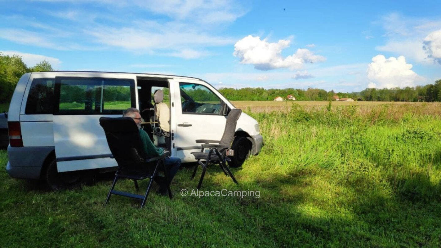 AlpacaCamping 696