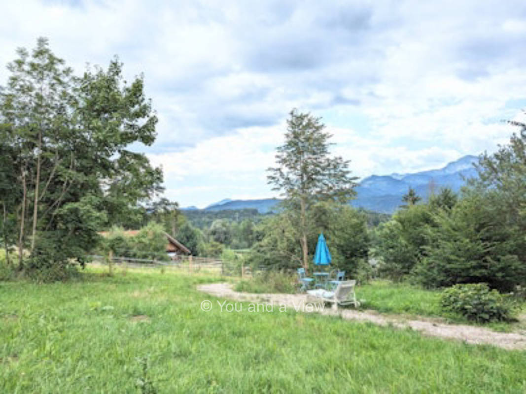 Aufwachen mit Blick über das Murnauer Moos und die Zugspitze
