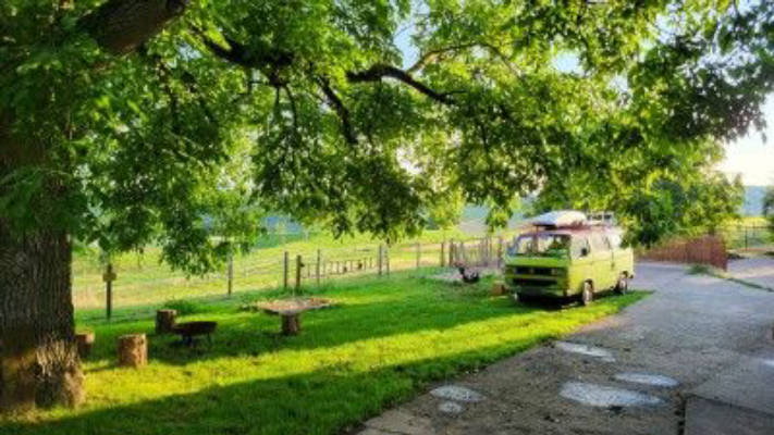 "Unterm Walnussbaum" on the edge of the Westerwald